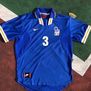 Vintage 1996 Italy Footbal Jersey