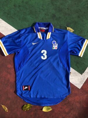 Vintage 1996 Italy Footbal Jersey